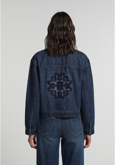 Colin's Colins Oversize Fit Düğmeli Astarsız Kadın Dark İndigo Denim Ceket Cl1082795 Q1.v1 Dn45171