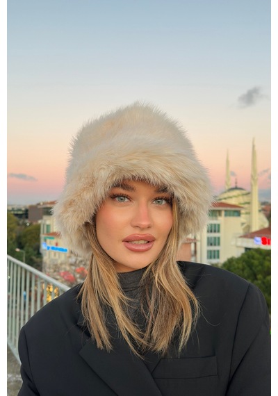 Mollycrush Luxury Kadın Bej Uzun Tüylü Suni Kürklü Peluş Rus Slav Tarzı Bucket Kalpak Şapka Bej