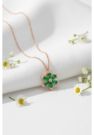 Çekirdekjewelry 925 Ayar Gümüş Kamelya Çiçeği Kolye Rose Yesil
