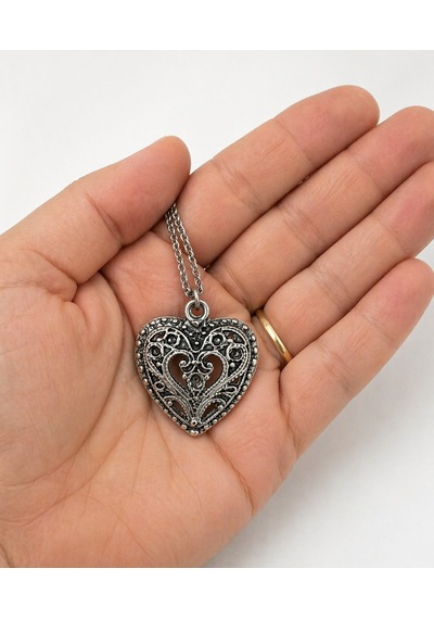 Gotik Kalp Desenli Metal Kolye Gümüş Renk Zincir Unisex Aksesuar Çok renkli