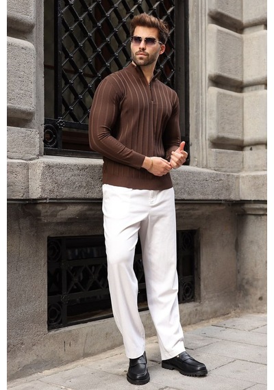 Madmext Kahverengi Slim Fit Hakim Yaka Fermuarlı Erkek Triko Kazak E7518