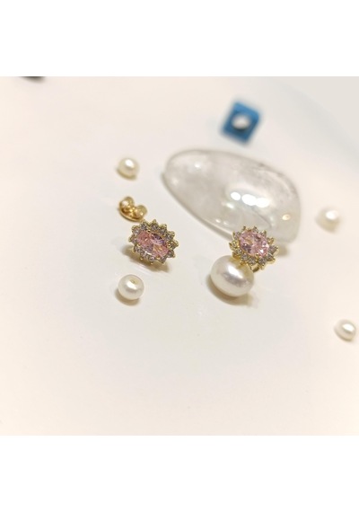 9.9 MM Vidalı Oval Pembe Tek Taş Küpe 14 Ayar Altın