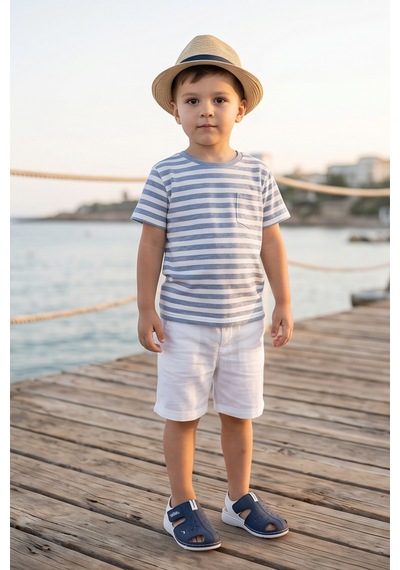 Breezewalk Hafif Ve Esnek Tabanlı Delikli Erkek Çocuk Lacivert Beyaz Sandalet - Cırt Cırtlı Arka... Breezewalk Hafif Ve Esnek Tabanlı Delikli Erkek Çocuk Lacivert Beyaz Sandalet - Cırt Cırtlı Arka...