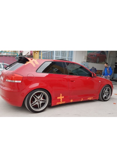 Audi A3 Tek Kapı Marşpiyel Takımı ---Fibersan Tuning