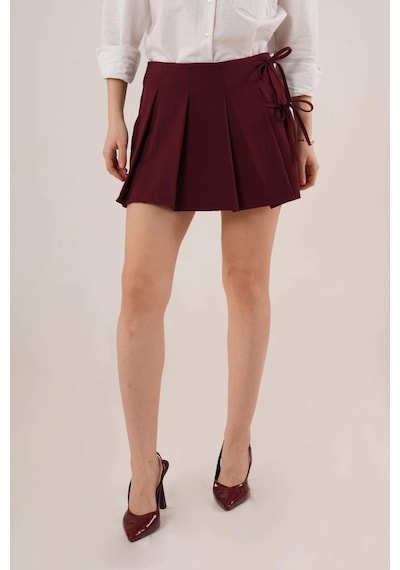 Defymoda Önü Piliseli Yandan Bağlama Detaylı Bordo Mini Şort Etek Bordo