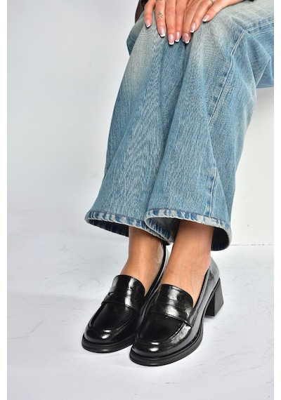 Fox Shoes T820145360 Siyah Rustik Kalın Topuklu Kadın Ayakkabı Siyah