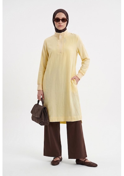 Armine Trend Yarım Fermuarlı Kolları Lastikli Çilek Kumaş Tunik Sarı 26yt462 Armine Trend Yarım Fermuarlı Kolları Lastikli Çilek Kumaş Tunik Sarı 26yt462