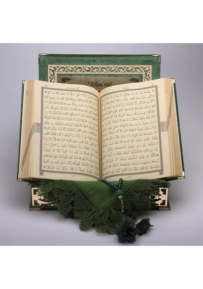 Şal + Tesbih + Kuran Hediye Seti Orta Boy, Şemslafzatullah, Gold Pleksi, Raşel Kutu, Yeşil