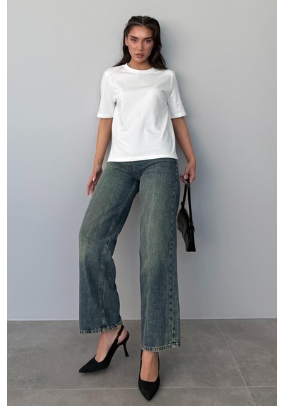 Madmext Beyaz %100 Pamuk Vatkalı Oversize Kadın T-shirt Mg2442 Beyaz