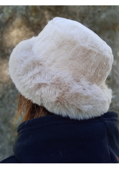 Shopiolog Pofidik Peluş Şapka Kışlık Suni Kürk Kalpak Bej Kova Şapka Bej