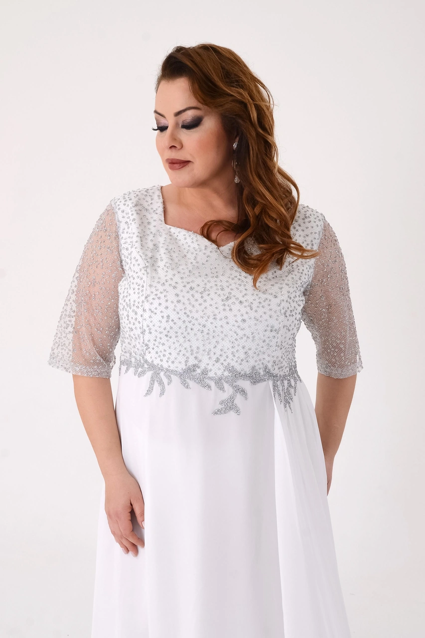 Lilas Xxl Büyük Beden Beyaz Renkli Uzun Şifon Abiye Elbise Beyaz