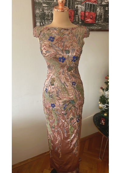 Chica Rosa Fashion Kristal Boncuk İşlemeli İpek Saten Kuyruklu Elbise