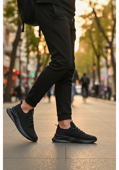 Enoch Erkek Tam Siyah Spor Ayakkabı Örme Sneaker Desenli Bağcık Detaylı Yürüyüş Modeli Siyah