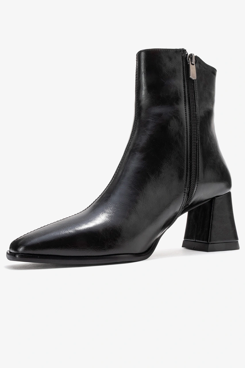 Luvishoes Luvi Shoes Arven Siyah Cilt Kadın Kalın Topuklu Bot Siyah-Cilt Luvishoes Luvi Shoes Arven Siyah Cilt Kadın Kalın Topuklu Bot Siyah-Cilt