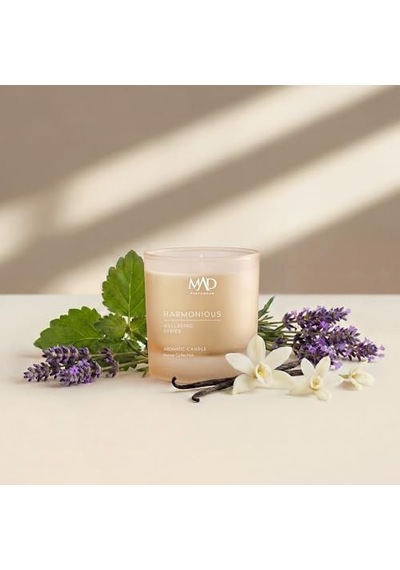 Mad Wellbeing Harmonious 200 Gr Mum Lavanta, Mür Ve Amber İle Sakinlik Ve İçsel Denge 50 x 22