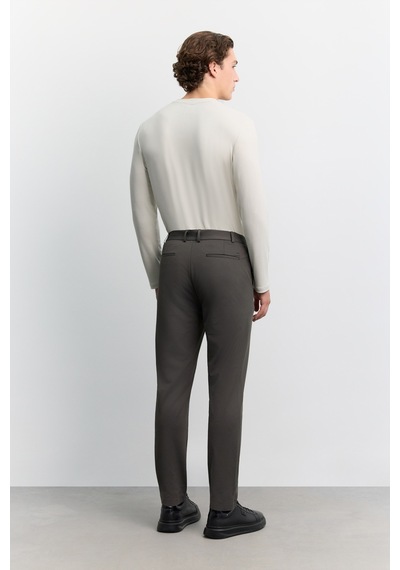 Avva Erkek Antrasit Yanı Lastik Kırışmaz Teknik Kumaş Slim Fit Pantolon A62y3014