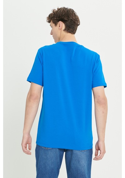 AC&Co / Altınyıldız Classics Erkek Saks 360 Derece Her Yöne Esneyen Slim Fit Bisiklet Yaka Tişört Saks Saks Mavisi AC&Co / Altınyıldız Classics Erkek Saks 360 Derece Her Yöne Esneyen Slim Fit Bisiklet Yaka Tişört Saks Saks Mavisi