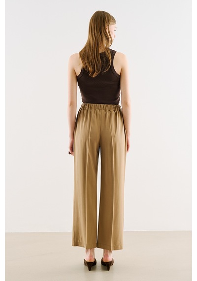 Manuka Rahat Düz Kesim Pantolon Camel Aw26pnt00008-05