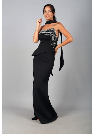 By Saygı Kadın Asimetrik Straplez Yaka Astarlı Önü Taşlı Peplum Detaylı Krep Uzun Elbise Siyah By Saygı Kadın Asimetrik Straplez Yaka Astarlı Önü Taşlı Peplum Detaylı Krep Uzun Elbise Siyah