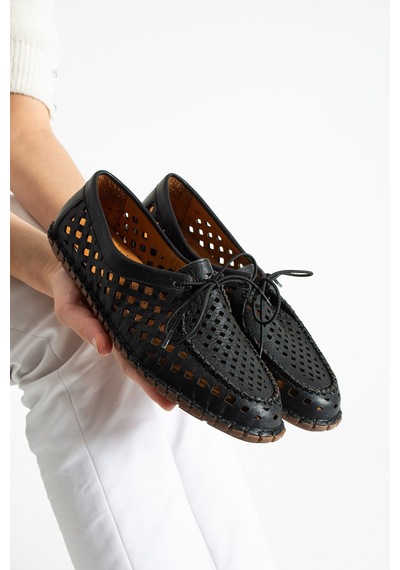 Dabab Shoes Vırena Kadın Siyah Hakiki Deri File Bağcıklı Düz Taban Yazlık Babet Loafer Ayakkabı Dabab Shoes Vırena Kadın Siyah Hakiki Deri File Bağcıklı Düz Taban Yazlık Babet Loafer Ayakkabı
