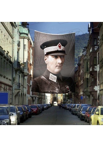 Askeri Üniformalı Gazi Mustafa Kemal Atatürk - Portre Cephe Poster Bayrak -4x6 Metre 1