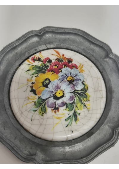 Vintage Zınn Çerçeveli Dekoratif Çiçek Temalı Duvar Tabağı 10cm 012