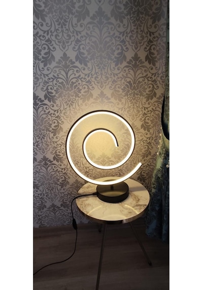 Simaavize Modern Led Masa Lambası