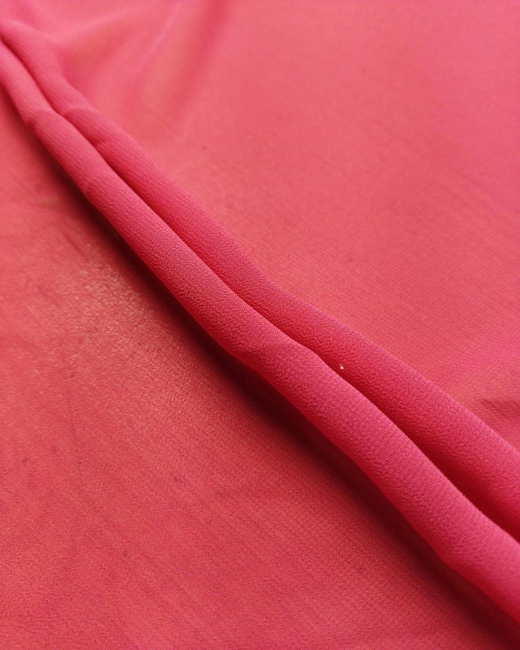 Şifon Koyu Pembe Renk 150 En X 210 Boy -1204 Renkli