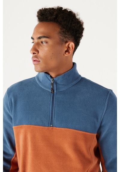 AC&Co / Altınyıldız Classics Erkek Indıgo-kıremıt Anti-pilling Tüylenme Yapmayan Standart Fit Bato Yaka İçi Polarlı Çift Renk Polar Sweatshirt Indigo - Kiremit