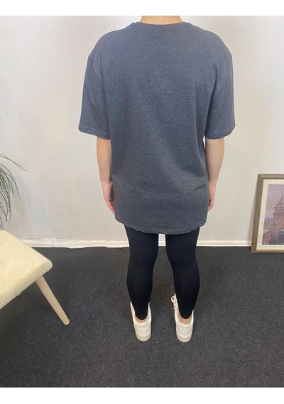 Kadın Bisiklet Yaka Oversize Fit N Baskılı Tişort Spr24tsk113 Antrasit Kadın Bisiklet Yaka Oversize Fit N Baskılı Tişort Spr24tsk113 Antrasit