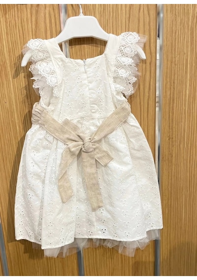 Lamato Baby Yazlık Keten Kemerli Çiçek Aksesuarlı Bebe Kız Elbise Ekru