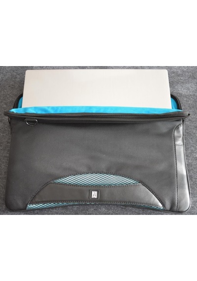 Minbag Billy 15" Laptop Çantası Siyah Yeşil