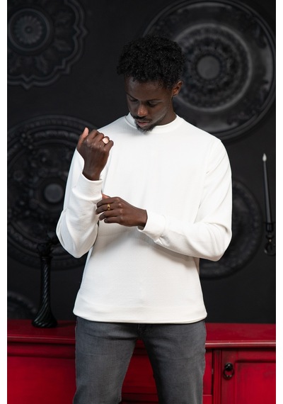 Dorss Regular Fit Armürlü Bisiklet Yaka Likralı Mevsimlik Sweatshirt Beyaz