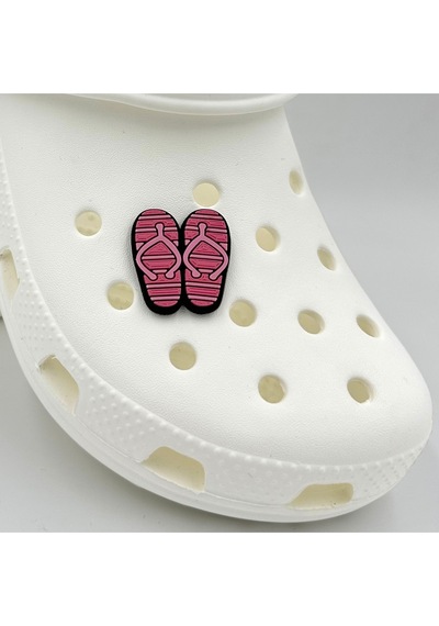 Crocs Terlik Süsü Ve Aksesuarı , Çanta Süsü Jibbitz Parmak Arası Terlik 10 Görsel Logo Aksesuar Fuşya-pembe-siyah Crocs Terlik Süsü Ve Aksesuarı , Çanta Süsü Jibbitz Parmak Arası Terlik 10 Görsel Logo Aksesuar Fuşya-pembe-siyah