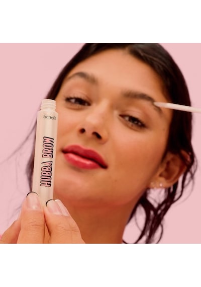 Benefit Cosmetics Hubba Brow Besleyici ve Dolgunlaştırıcı Etkili Kaş Serumu 4.5 G