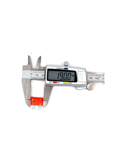 Adam 10a Kırmızı 12v - 32v Dc Standart Oto Bıçak Sigorta 100 Adet
