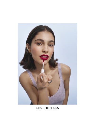 Avon Color Trend Likit Mat Ruj Fiery Kiss