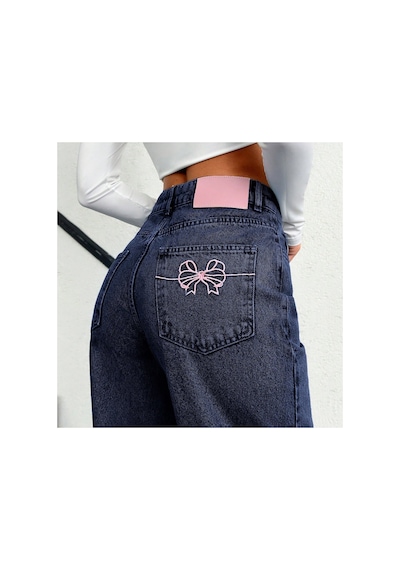 Kene Jeans Kemer Derili Tek Cep Nakışlı Lacivert Boru Paça Lacivert