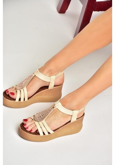 Fox Shoess258161009 Bej Dolgu Tabanlı Kadın Sandalet Bej