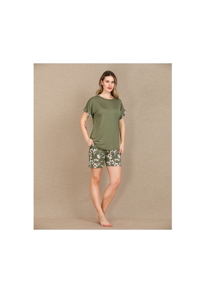 Modenya Herşeytrend Şık Tasarım Çiçek Desenli Yeşil Şortlu Kısa Kol Viskon Pijama Takımı Yeşil Modenya Herşeytrend Şık Tasarım Çiçek Desenli Yeşil Şortlu Kısa Kol Viskon Pijama Takımı Yeşil
