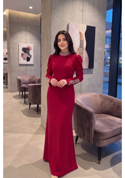 Dorne Moda Taş İşlemeli Yaka Ve Kol Detaylı Uzun Davet Elbisesi Kırmızı Kırmızı