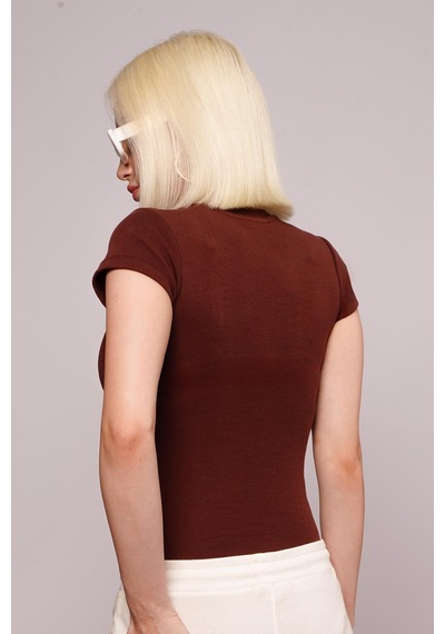 Kahverengi Bisiklet Yaka Basic Kadın T-shirt Mg2479 Kahverengi