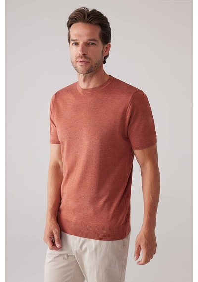 Erkek Turuncu Slim Fit Bisiklet Yaka Yazlık Triko Tişört