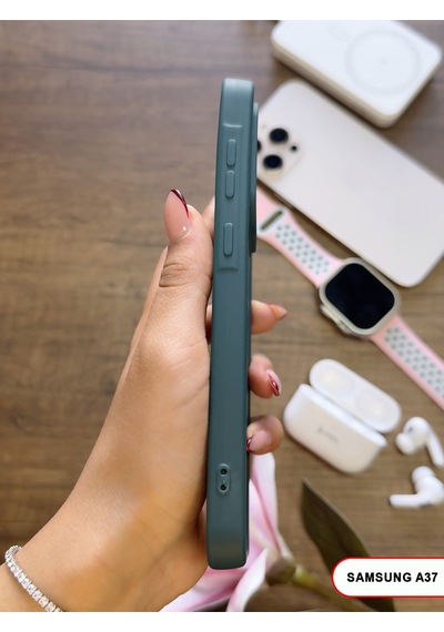 Samsung Galaxy A37 Uyumlu Kamera Korumalı Darbeye Dayanıklı Renk Atmayan Keep Silikon Kılıf Haki