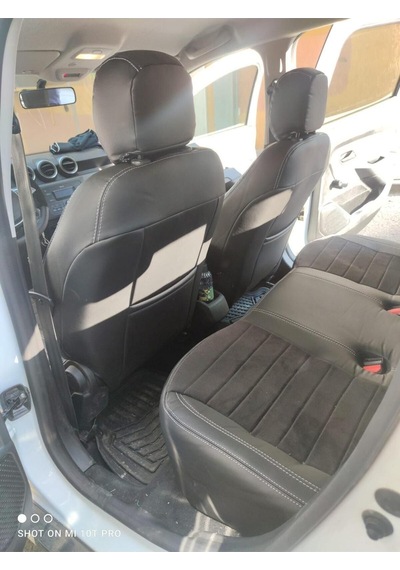 Dacia Duster 2018 2021 Arası Uyumlu Arka Sırt 2+1 Siyah Taytüyü Siyah Deri Karışımı Siyah Ip