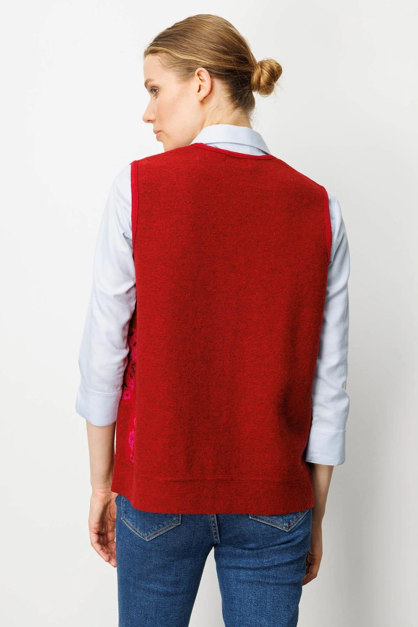 Desen Triko Kadın Pıtırcık Çiçekli Patchwork Keçe Yün Yelek Y.kırmızı Sıklamen Y.kırmızı Sıklamen Desen Triko Kadın Pıtırcık Çiçekli Patchwork Keçe Yün Yelek Y.kırmızı Sıklamen Y.kırmızı Sıklamen