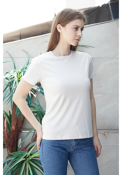 Jument Kadın Sıfır Yaka Kırışmaz Span Karışımlı Şık Kısa Kol Likralı T-shirt Bluz-şampanya Şampanya Jument Kadın Sıfır Yaka Kırışmaz Span Karışımlı Şık Kısa Kol Likralı T-shirt Bluz-şampanya Şampanya