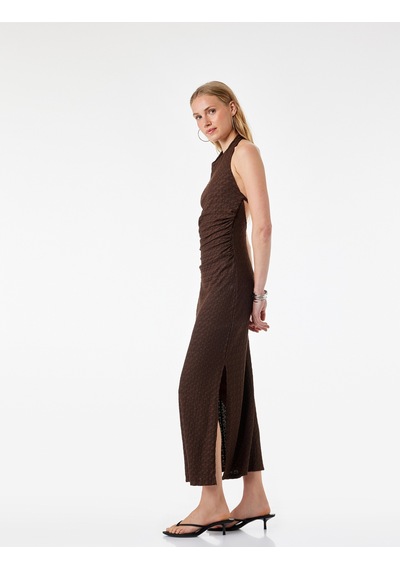 Koton Bürümcük Kumaş Dokulu Slim Fit Sırt Detaylı Halter Yaka Midi Elbise Kahverengi 6sak80286ek Kahve Koton Bürümcük Kumaş Dokulu Slim Fit Sırt Detaylı Halter Yaka Midi Elbise Kahverengi 6sak80286ek Kahve