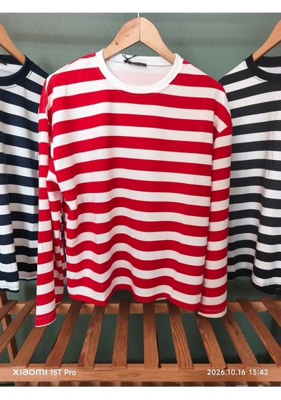 Trendall Kırmızı Çizgili Beyaz Renk Basic Uzun Kollu Tshirt