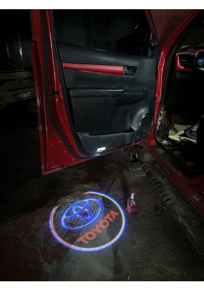 Autogp Toyota Hilux Kapı Altı Işık Lazer Led Logo Hoşgeldin Aydınlatması 2015+